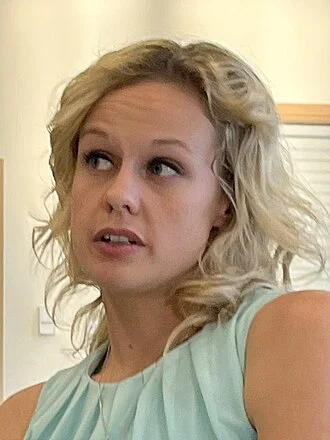 Rebekah Jones height profile photo