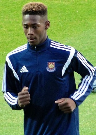 Reece Oxford height profile photo