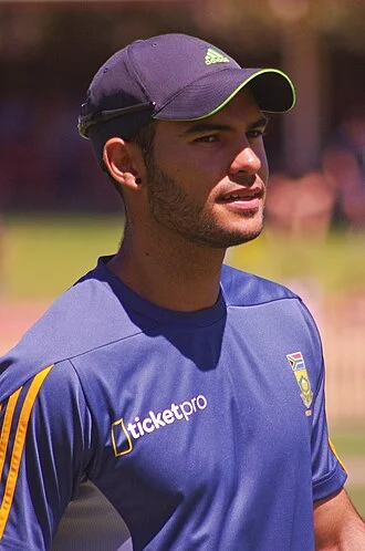 Reeza Hendricks height profile photo