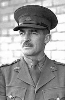 Reg Pollard (general) height profile photo