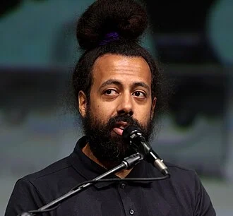 Reggie Watts height profile photo