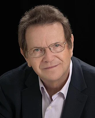 Reinhard Bonnke height profile photo