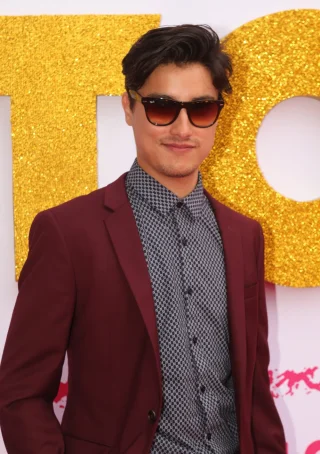 Remy Hii height profile photo