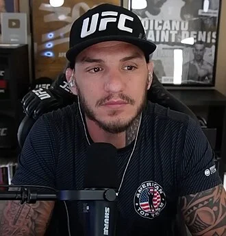 Renato Moicano height profile photo