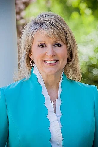 Renee Ellmers height profile photo