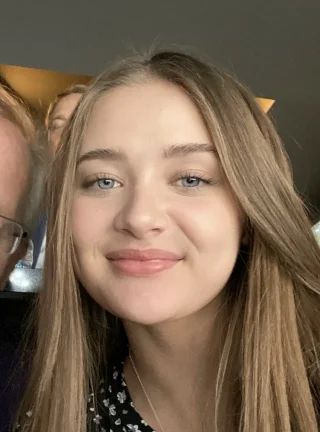 Reylynn Caster height profile photo