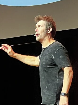 Rhod Gilbert height profile photo