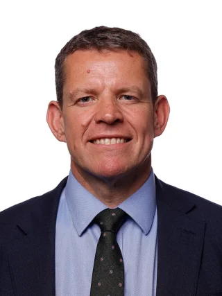 Rhun ap Iorwerth height profile photo