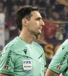 Ricardo de Burgos Bengoetxea height profile photo