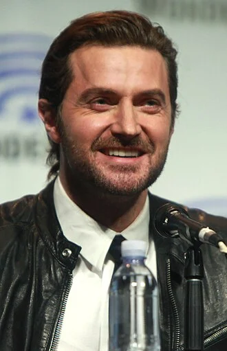 Richard Armitage (actor) height profile photo