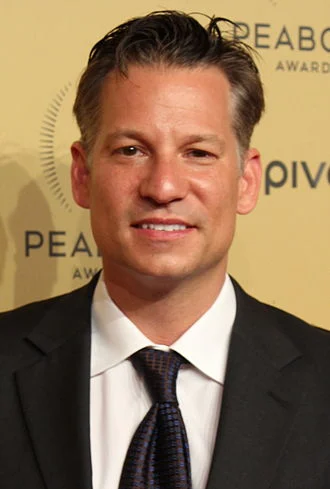 Richard Engel height profile photo