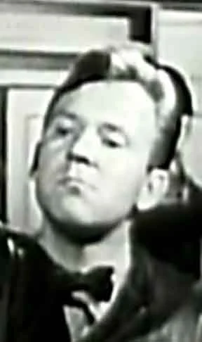 Richard Erdman height profile photo