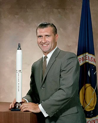 Richard F. Gordon Jr. height profile photo