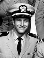 Richard Gilliland height profile photo