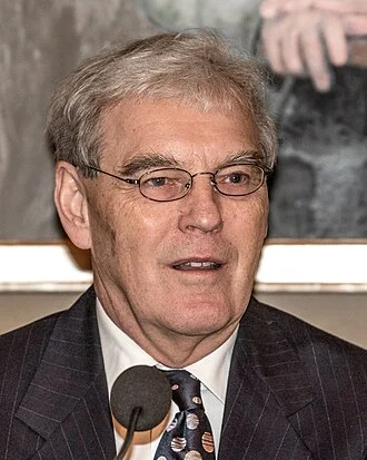 Richard Henderson (biologist) height profile photo