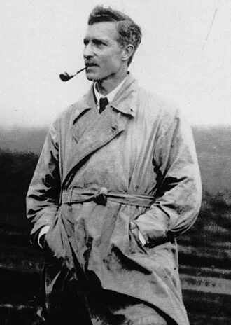 Richard Meinertzhagen height profile photo