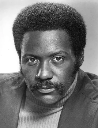 Richard Roundtree height profile photo