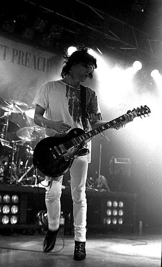 Richey Edwards height profile photo