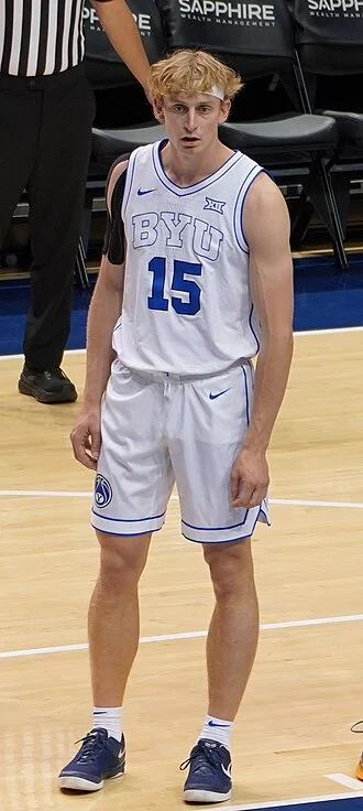 Richie Saunders (basketball) height profile photo