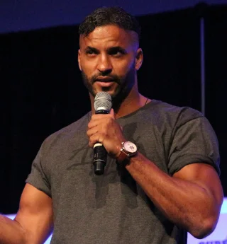 Ricky Whittle height profile photo
