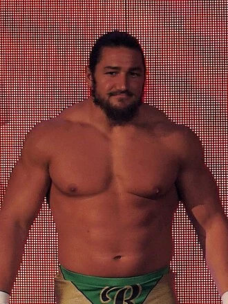 Riddick Moss height profile photo