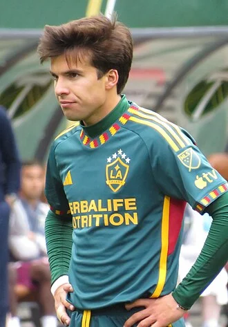 Riqui Puig height profile photo