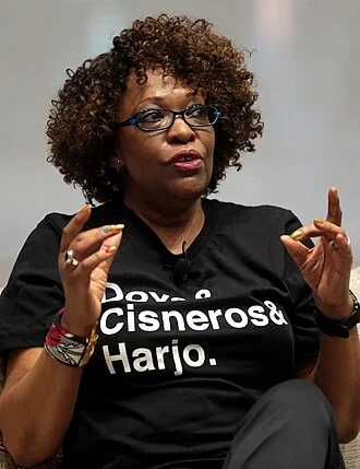 Rita Dove height profile photo