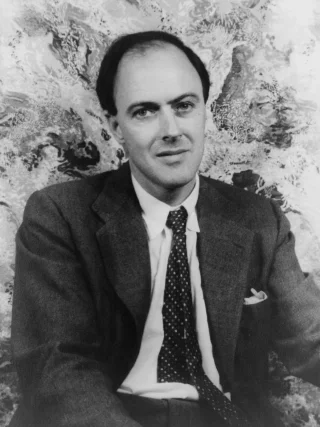 Roald Dahl height profile photo