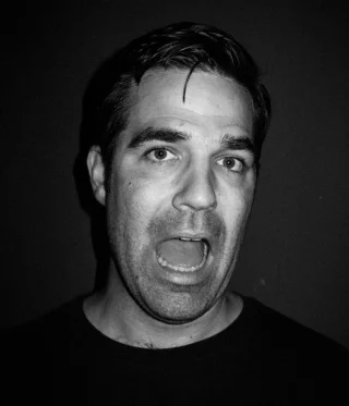 Rob Delaney height profile photo