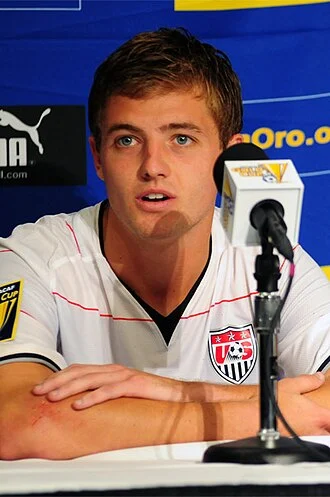 Robbie Rogers height profile photo