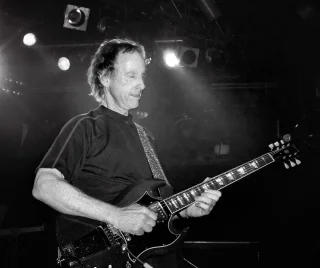 Robby Krieger height profile photo