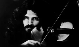 Robby Steinhardt height profile photo
