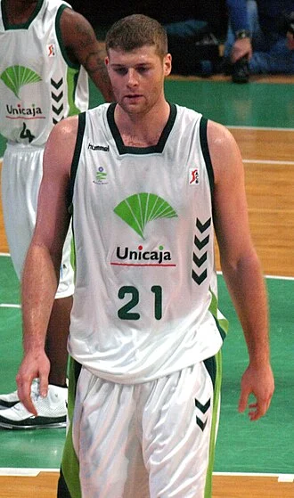 Robert Archibald height profile photo