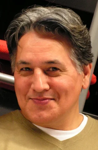 Robert Beltran height profile photo