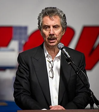 Robert Bigelow height profile photo