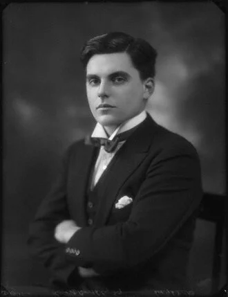 Robert Boothby, Baron Boothby height profile photo