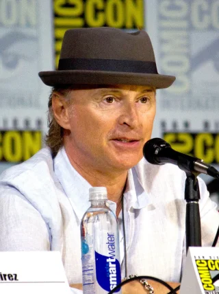 Robert Carlyle height profile photo