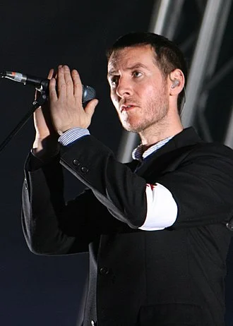 Robert Del Naja height profile photo