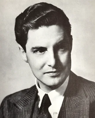 Robert Donat height profile photo