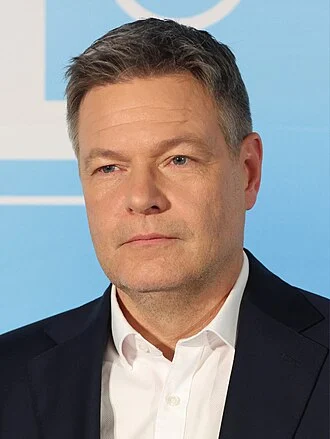 Robert Habeck height profile photo