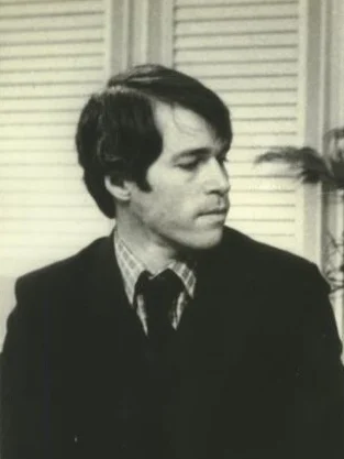 Robert Jarvik height profile photo