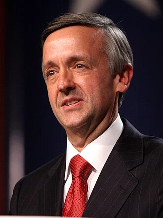 Robert Jeffress height profile photo