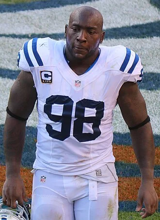 Robert Mathis height profile photo