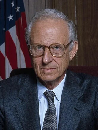 Robert Morgenthau height profile photo