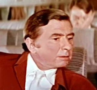 Robert Newton height profile photo