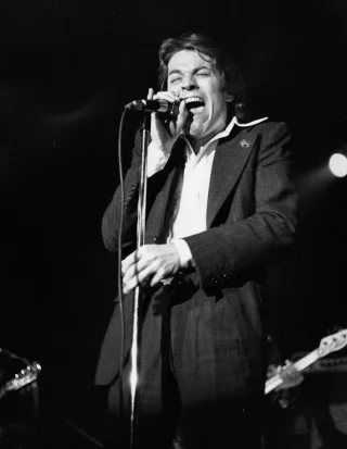 Robert Palmer height profile photo
