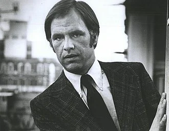 Robert Pine height profile photo