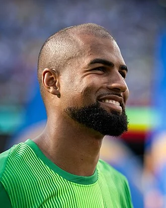 Robert Sánchez height profile photo