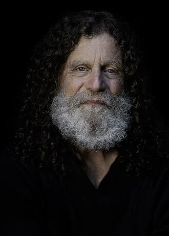Robert Sapolsky height profile photo