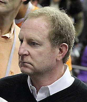 Robert Sarver height profile photo